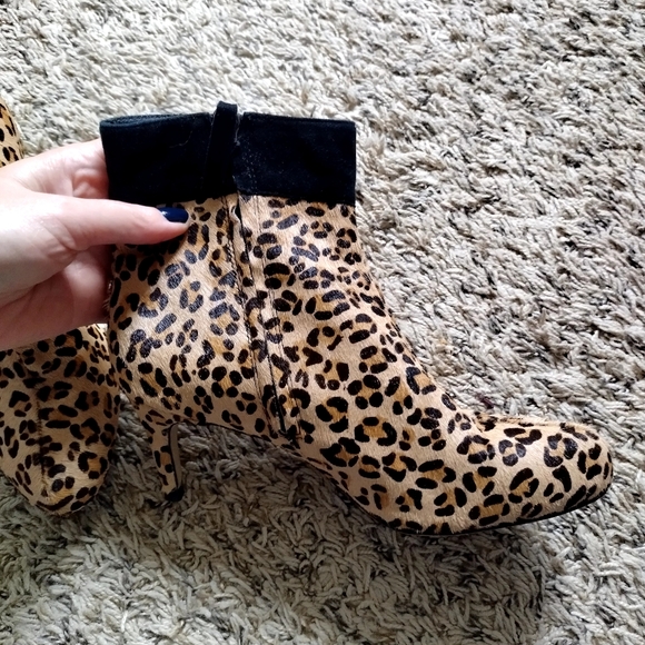 Kate Spade NY Sydney Lovely Leopard Zip Up Leather Fur Ankle Boots Sz 6,5 - Picture 3 of 6